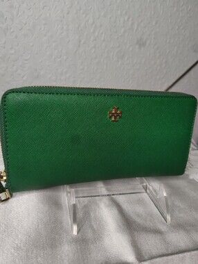 Tory Burch Emerald Zip-Around Continental Wallet with Gold Logo